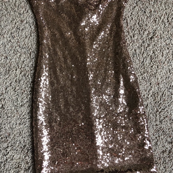 Rose gold bodycon dress - Picture 2 of 3